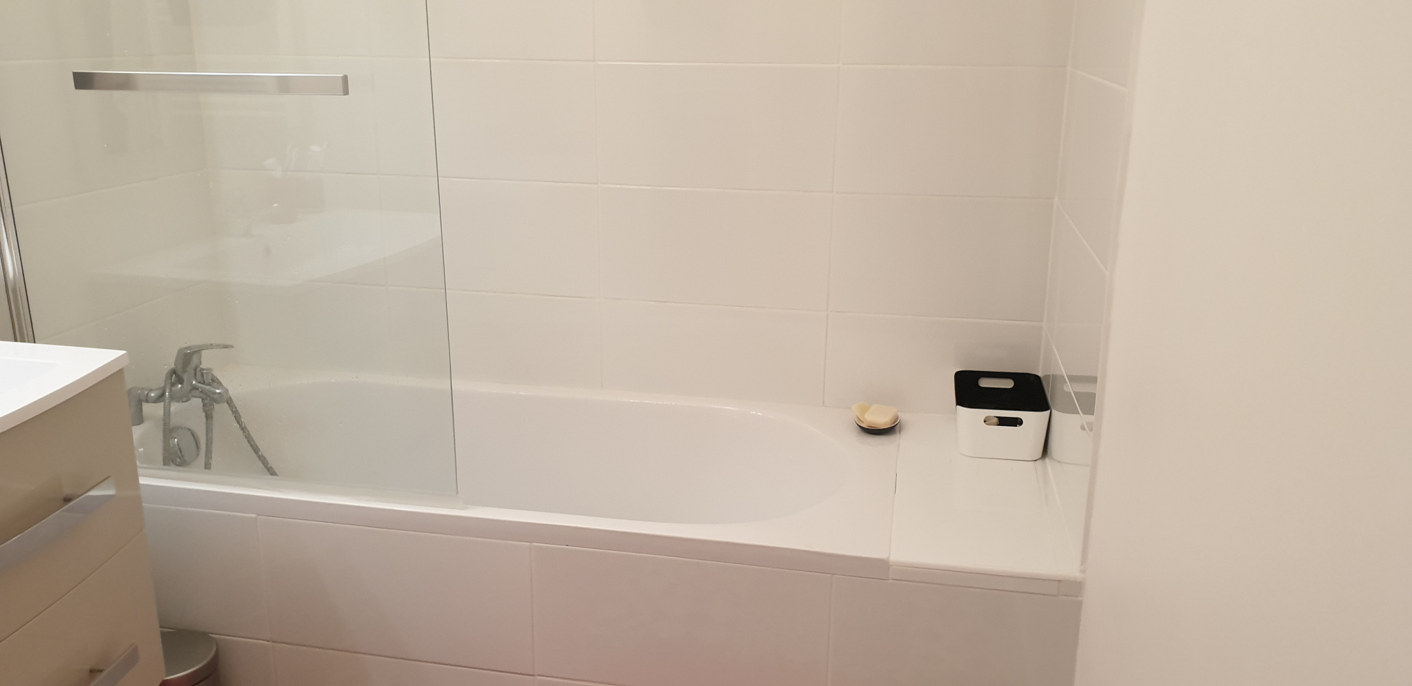 Salle de bain Location appartement Vacances Montpellier agence immobilière